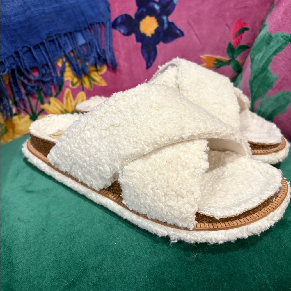 Free People So Soft Cream Fuzzy Slippers